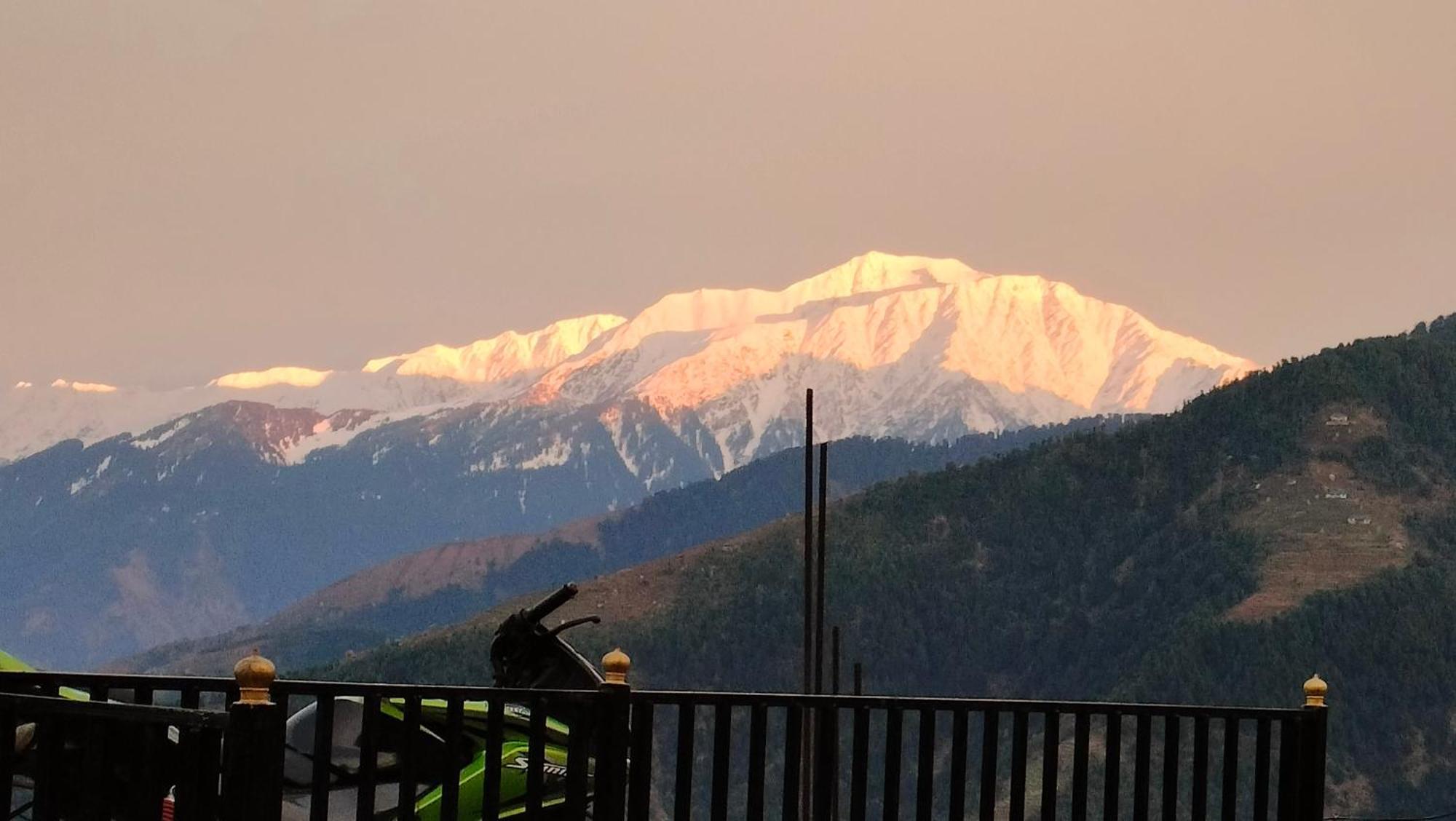 Grand Kailash Khajjiar ダルハウジ エクステリア 写真