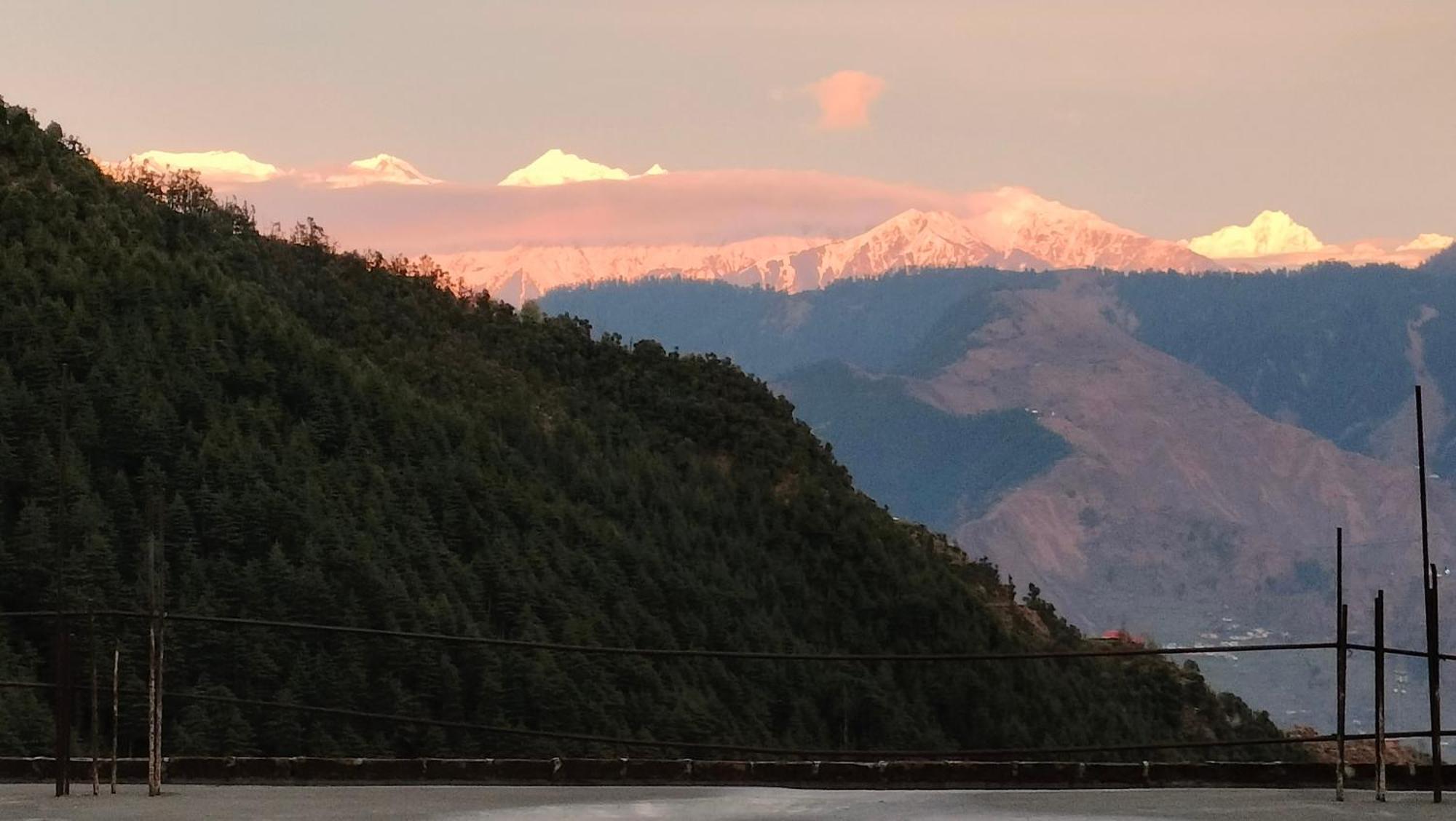 Grand Kailash Khajjiar ダルハウジ エクステリア 写真