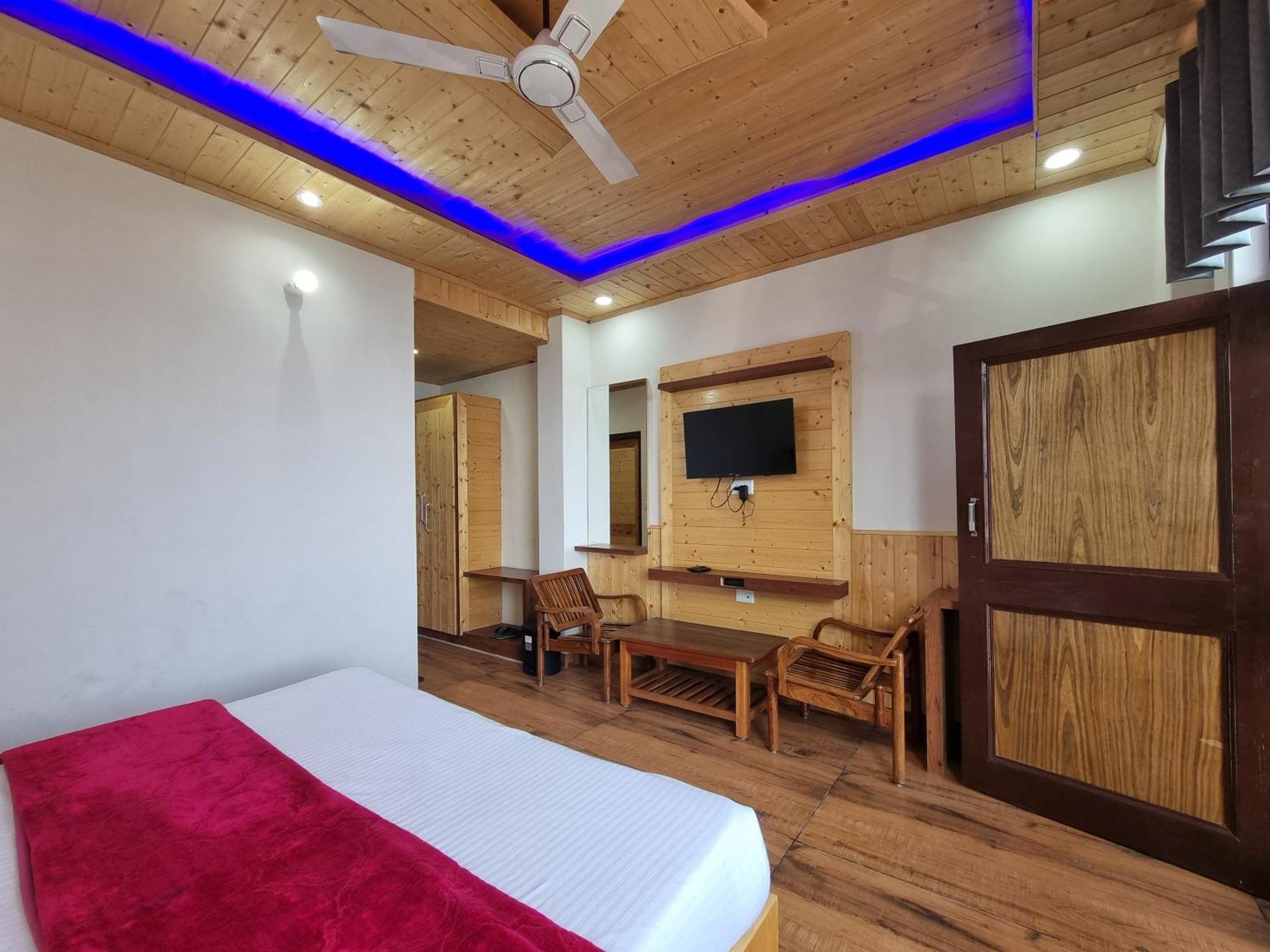 Grand Kailash Khajjiar ダルハウジ エクステリア 写真